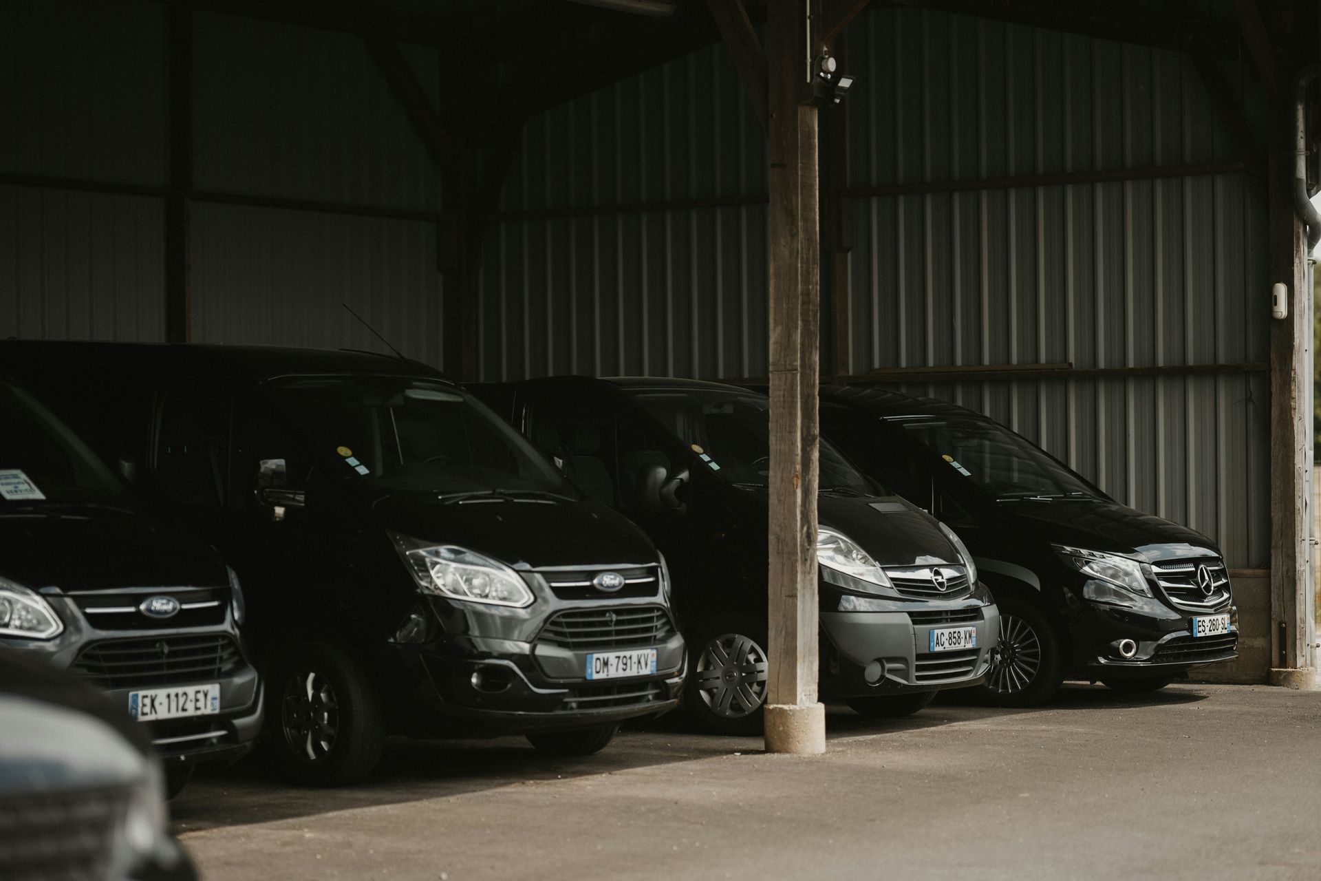 Automobile